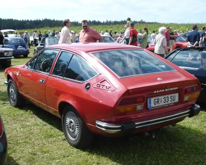 Alfa Romeo GTV