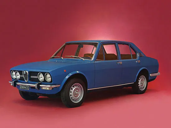 Alfa Romeo Alfetta su pneumatici 165 HR 14 CA67