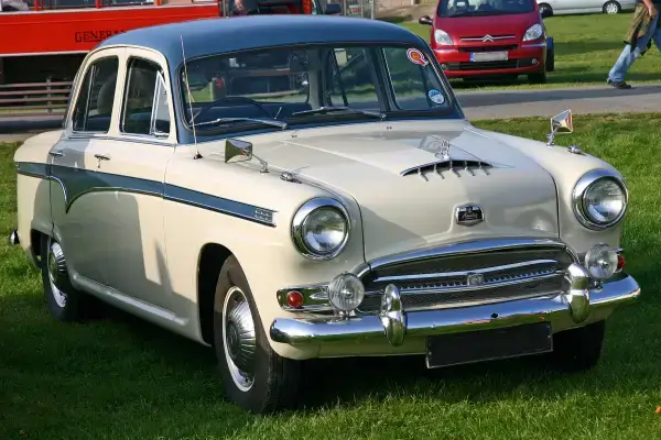 1957 Austin A105 Tyres