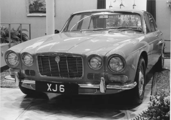 Dunlop Aquajet Tyres