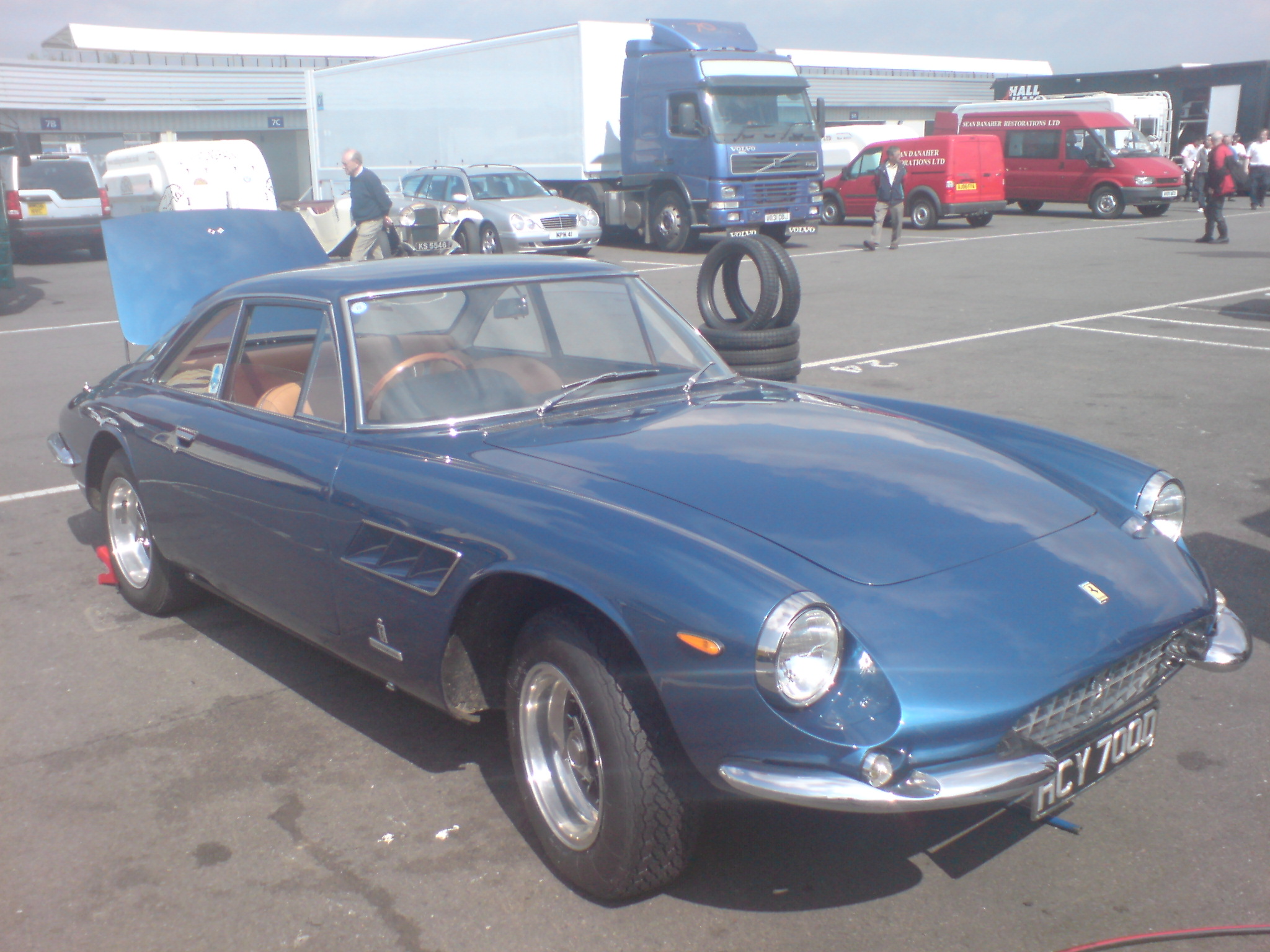 Ferrari 500 Superfast Tyres