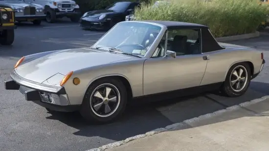Pirelli P6000