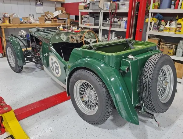 5.50-16 PIRELLI STELLA BIANCA Tyres on an MG T Series