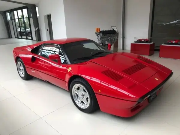 Ferrari 288 GTO on Goodyear Gatorback Tyres