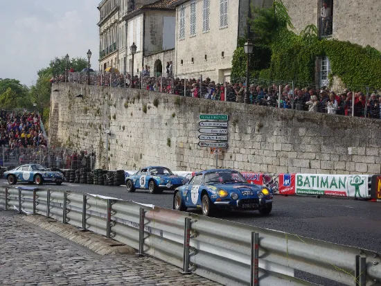 Click to enlarge Pneumatici Alpine A110