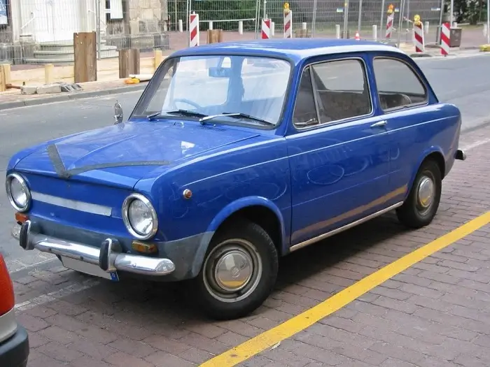Click to enlarge Fiat 850 Sedan