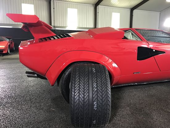 Lamborghini Countach Pirelli P7 Lamborghini Countach Pirelli P7